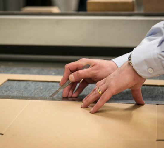 cutting-cardboard-packaging