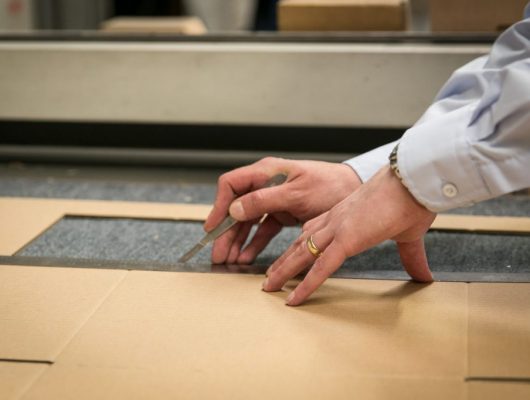 cutting-cardboard-packaging