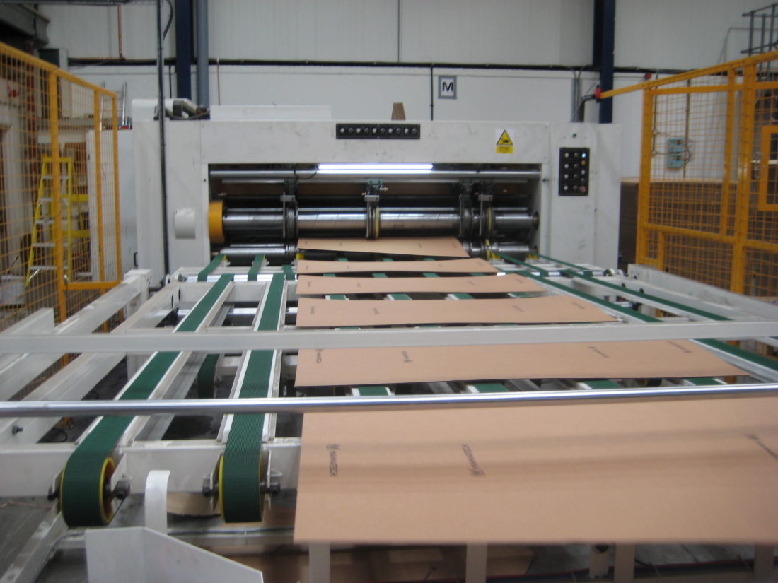corrugated-cardboard-box-manufacturing