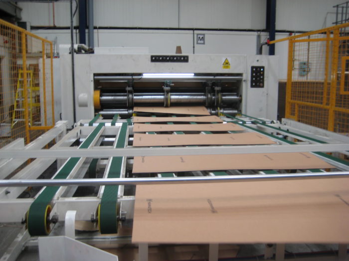 how-is-cardboard-packaging-manufactured-aylesbury-box-company