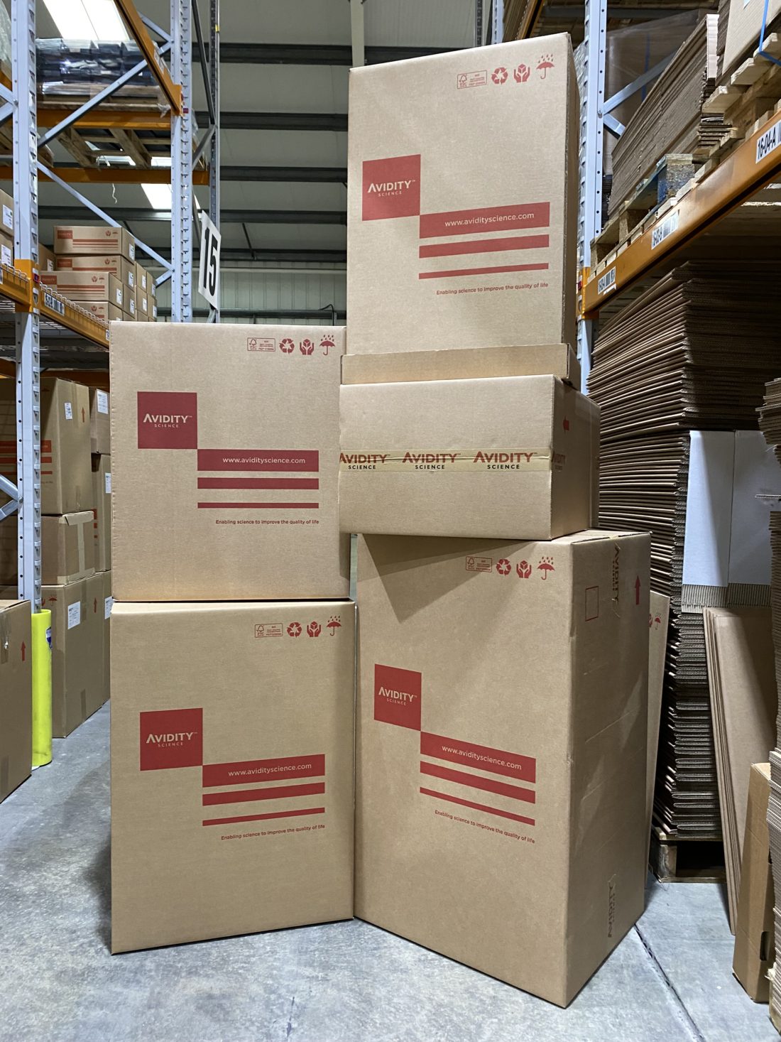 large-sustainabel-shipping-boxes