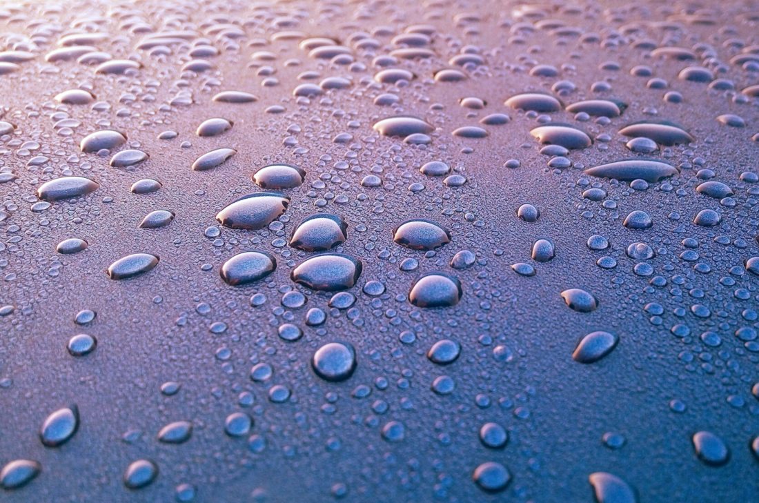 water-droplets-on-moisture-resistant-surface