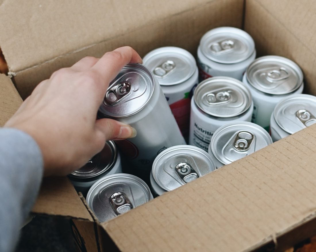 drinks packaging - cans in a box