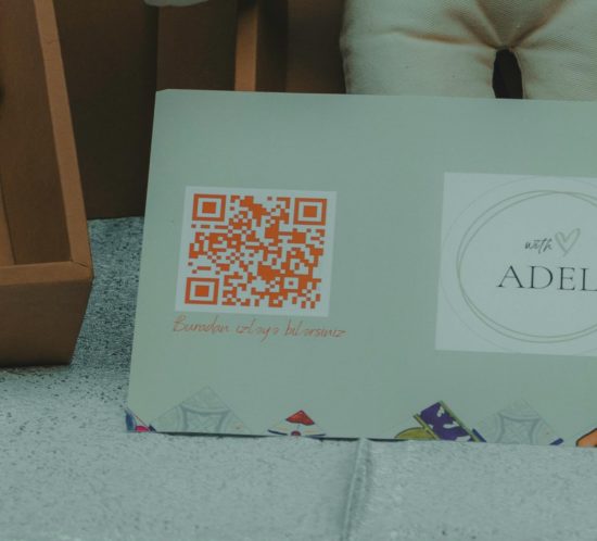 printed-QR-code-on-card